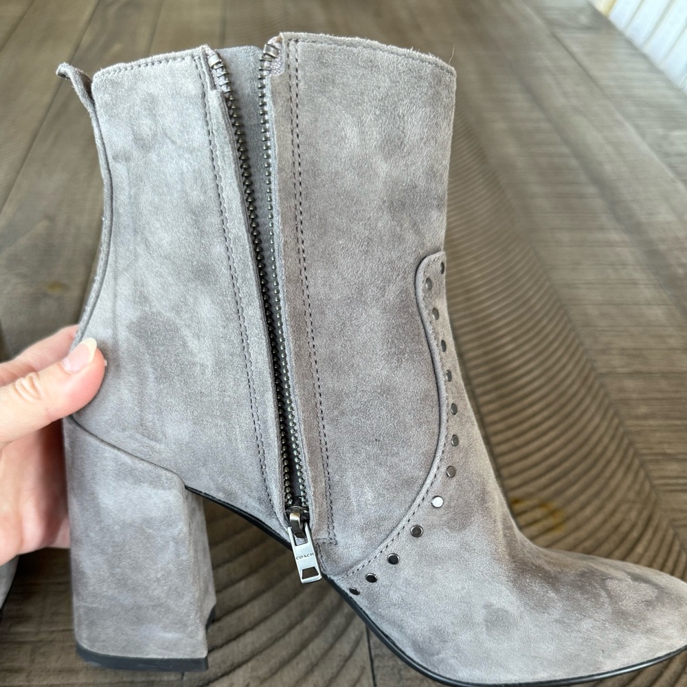 Coach Farrah Booty Heather Grey - Suede Heeled Boots Women’s Size 8B (NWOT) - Picture 10 of 12